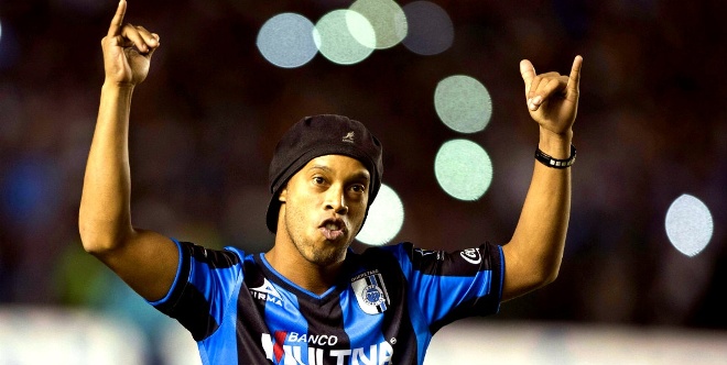 VIDEO: Cú đúp ấn tượng của Ronaldinho tại vòng 14 giải VĐQG Mexico