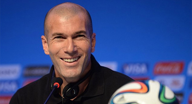 Huyền thoại Zinedine Zidane ‘trù ẻo’ Barcelona