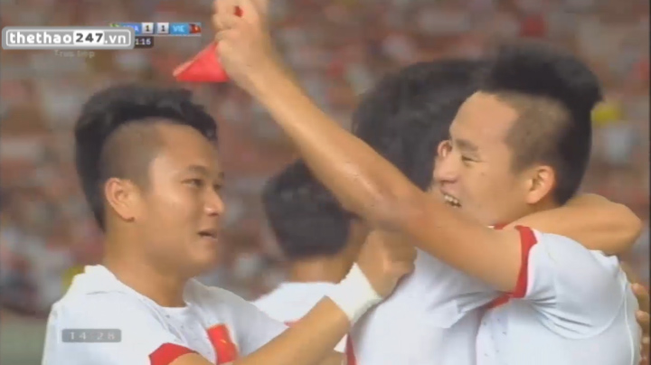 VIDEO: Huy Toàn gỡ hòa đầy cảm xúc cho U23 Việt Nam