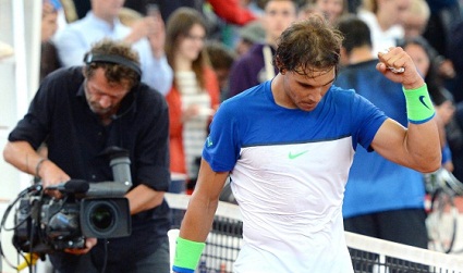 Hamburg Open 2015: Thắng vất, Nadal vào vòng 2