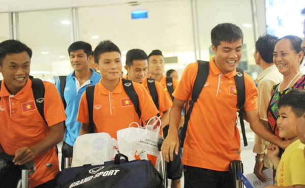 U19 Việt Nam được chào đón nồng nhiệt tại Nội Bài