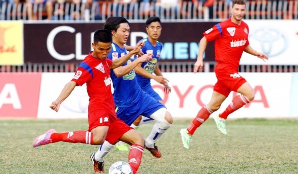 Kỷ lục gia ghi bàn tại V-League 2015 ra Bắc thi đấu