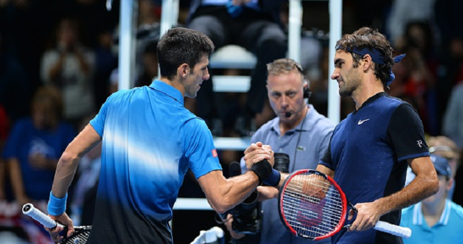 Đánh bại Djokovic, Federer độc chiếm ngôi đầu