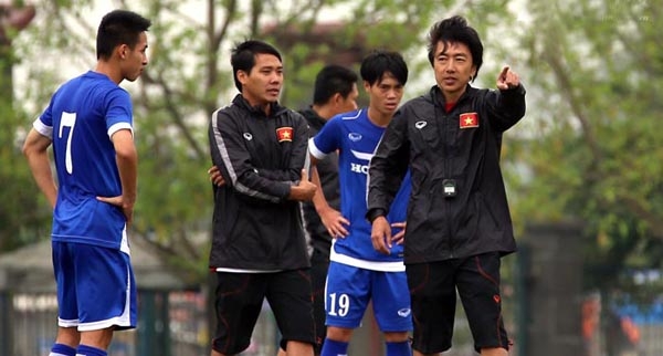 HLV Miura loại 10 cầu thủ trước khi tham dự VCK U23 châu Á 2016