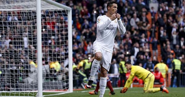 Ronaldo lập cú đúp, Real nhẹ nhàng đánh bại Sociedad