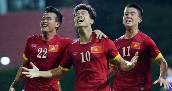 Tuấn Anh tập luyện trở lại, AFC đánh giá cao Công Phượng