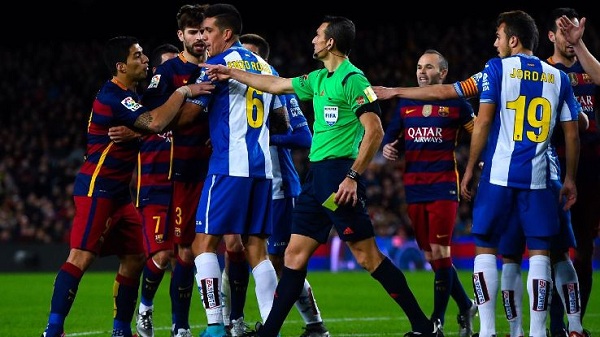 Barca đau đầu khi Luis Suarez sắp dính án phạt nặng