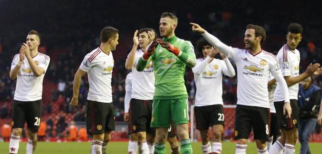 HLV Van Gaal hạ thấp công lao của De Gea