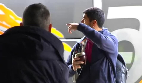 Barca may mắn không mất Suarez trước đại chiến với Arsenal