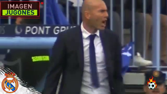 VIDEO: Phản ứng giận dữ của HLV Zidane khi Ronaldo sút trượt pen