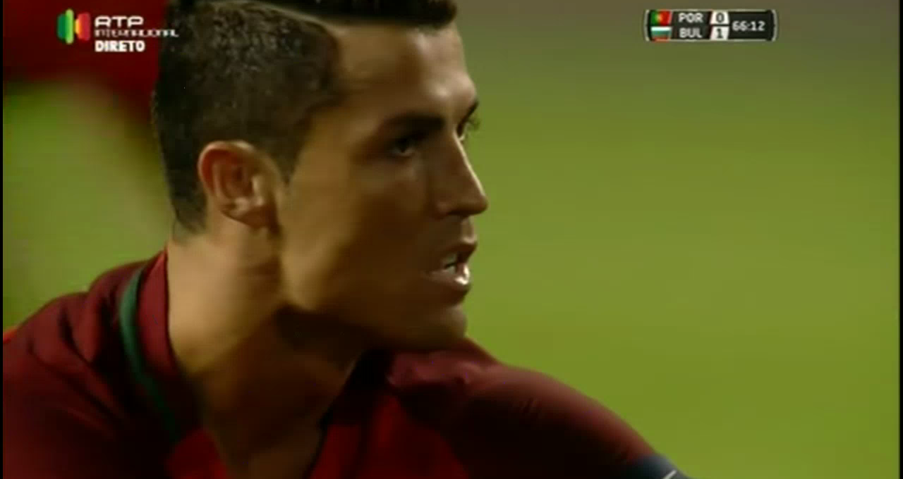 VIDEO: Cảm xúc khi miss pen của Ronaldo ở trận thua Bulgaria