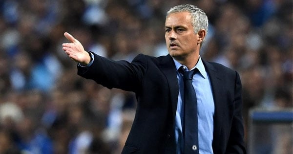 HLV Mourinho tái xuất ngay trong tuần này