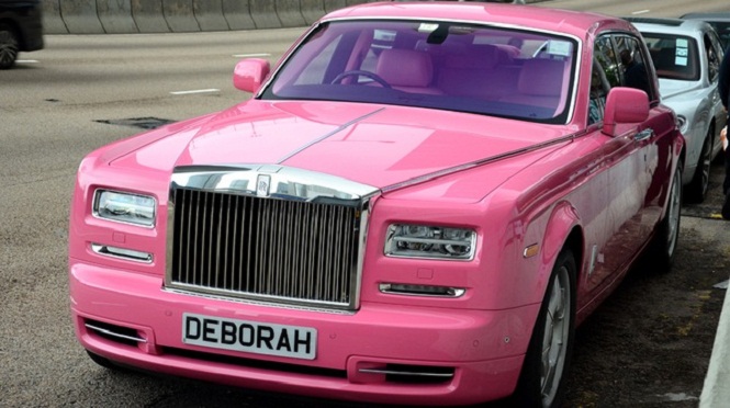 Chiêm ngưỡng chiếc Rolls-Royce Phantom EWB màu hồng độc đáo