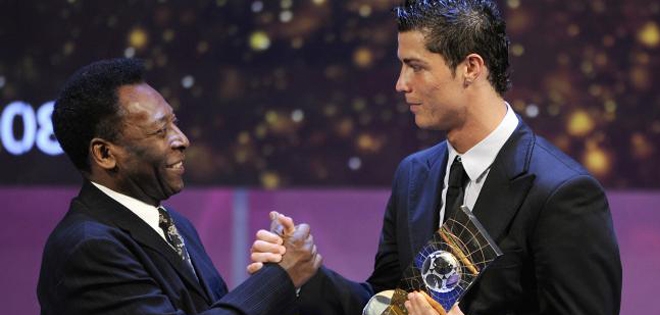 Pele: 'Ronaldo là cầu thủ số 1 thế giới'