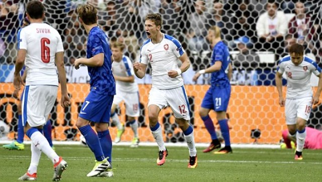 Video bàn thắng: CH Séc 2-2 Croatia (EURO 2016)