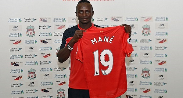 Chính thức: Liverpool ra mắt kỷ lục chuyển nhượng của CLB