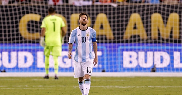 Điểm tin sáng 8/7: Thảm họa của Messi bị đem bán đấu giá, Pogba 90% về MU