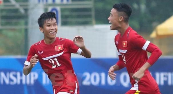 Video bàn thắng: Việt Nam 3-0 Singapore (Giải U16 Đông Nam Á 2016)