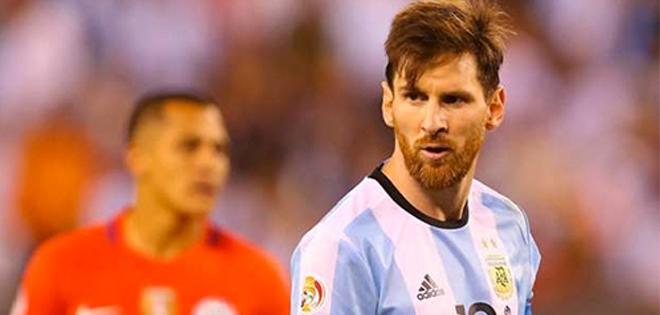 Messi quyết định trở lại đội tuyển Argentina