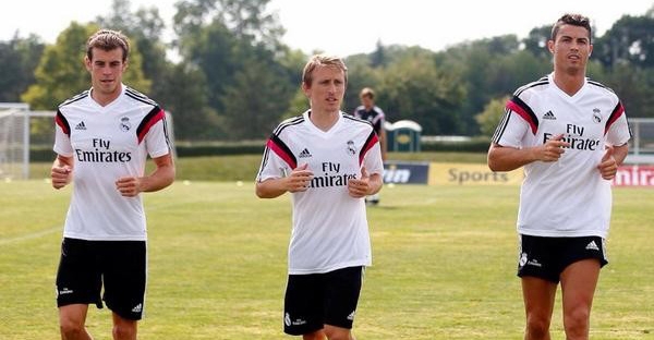 Sau Bale thêm 1 ngôi sao được Real gia hạn hợp đồng