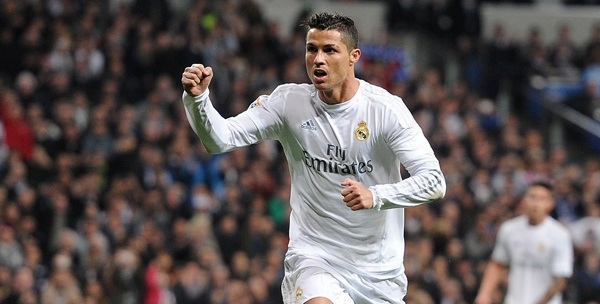 Ronaldo tự tin đoạt danh hiệu mới của UEFA