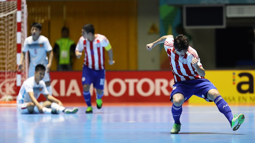 Kết quả Futsal World Cup 2016 hôm nay 15/9: Việt Nam thua đậm, Ukraina có điểm