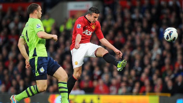 VIDEO: Kiệt tác volley của Van Persie được vinh danh ở Premier League