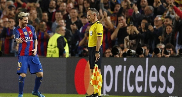 Kết quả Barcelona 4-0 Man City: Không thể cản Messi