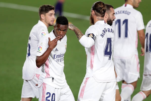 Nhọc nhằn hạ Valladolid, Real Madrid trở lại top đầu La Liga