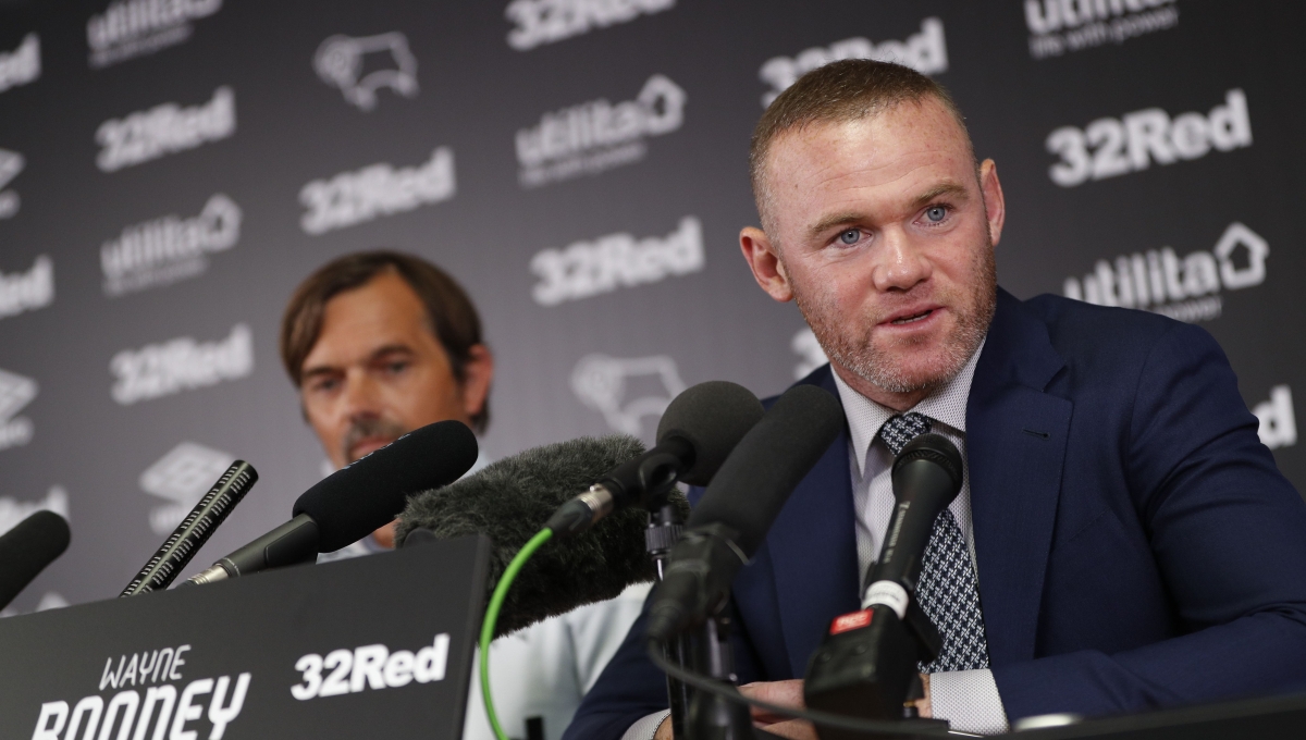 Huyền thoại Wayne Rooney bất ngờ lên chức HLV 