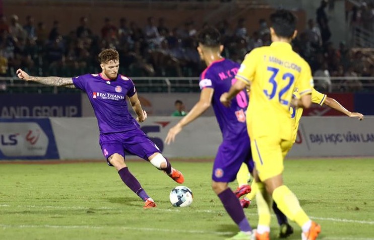 Vùi dập Nam Định, Sài Gòn nối dài mạch bất bại ở V-League