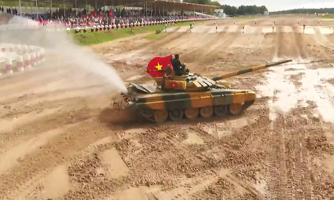 Đội xe tăng Việt Nam giành thành tích khả quan ở bán kết Army Games