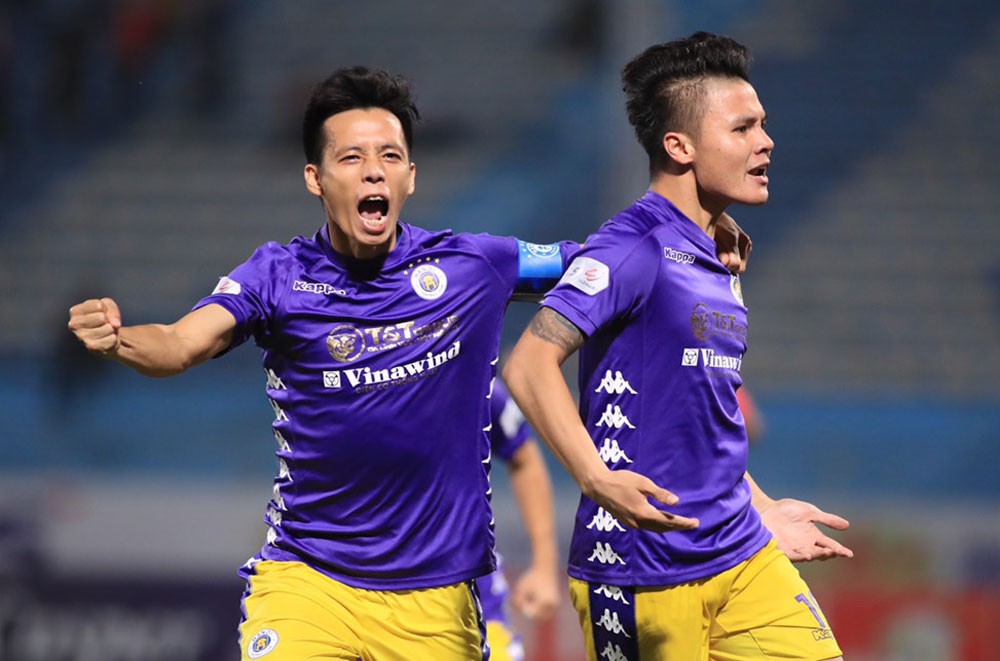 Văn Quyết và Quang Hải cạnh tranh danh hiệu Cầu thủ hay nhất V-League 2020