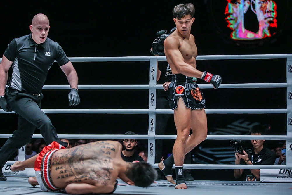 'Độc cô cầu bại' Việt Nam thắng knock-out mãn nhãn tại ONE Championship