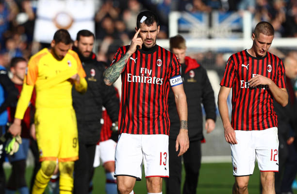 AC Milan nhận thất bại tồi tệ nhất sau 21 năm 