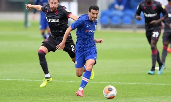 VIDEO: Pedro cứa lòng đẳng cấp giúp Chelsea đánh bại Reading