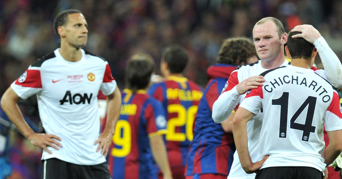 Rooney phải cầu xin Xavi trong 'đêm kinh hoàng' Champions League