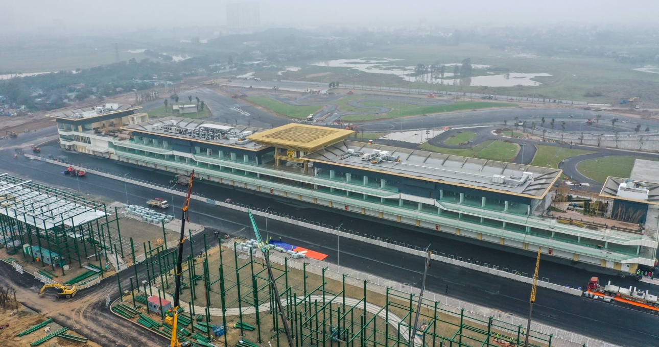 Việt Nam không đăng cai F1 mùa giải 2021