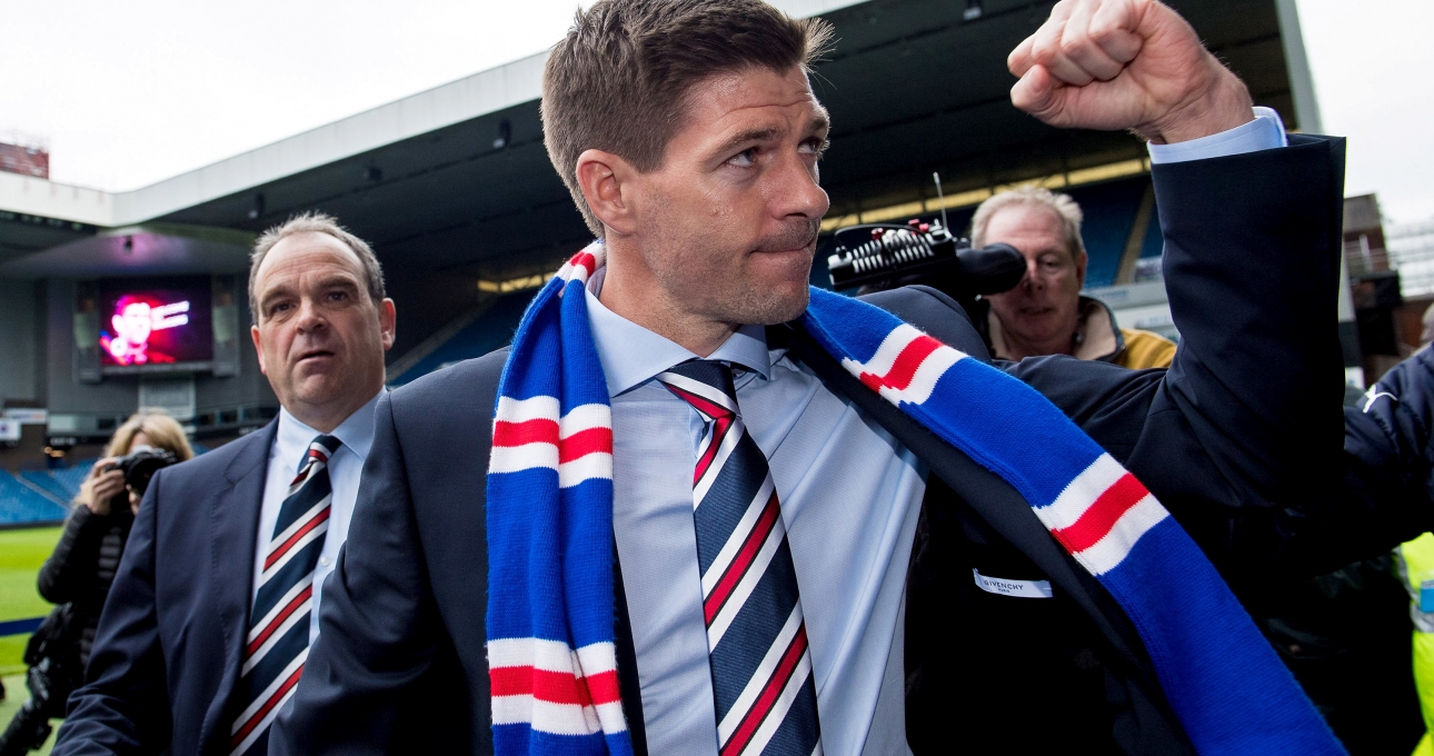 Gerrard ký hợp đồng mới với cựu vương Châu Âu