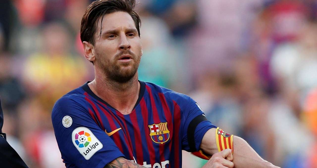 Vừa gặp HLV mới, Messi đã ra mệnh lệnh đầu tiên