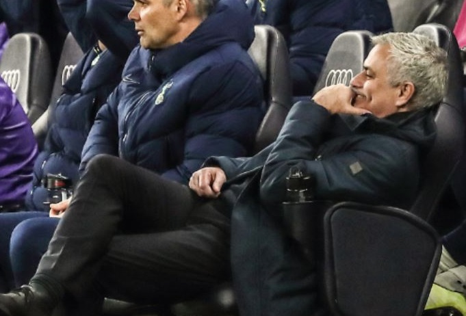 Mourinho bật cười trước bàn thua của đội nhà