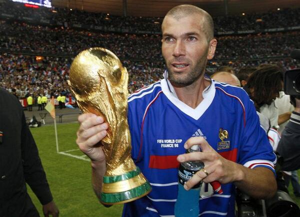 Góc nhìn độc giả: Zidane vĩ đại nhất lịch sử bóng đá
