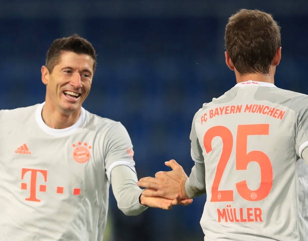 Song sát Lewandowski - Muller giúp Bayern thắng dễ Arminia