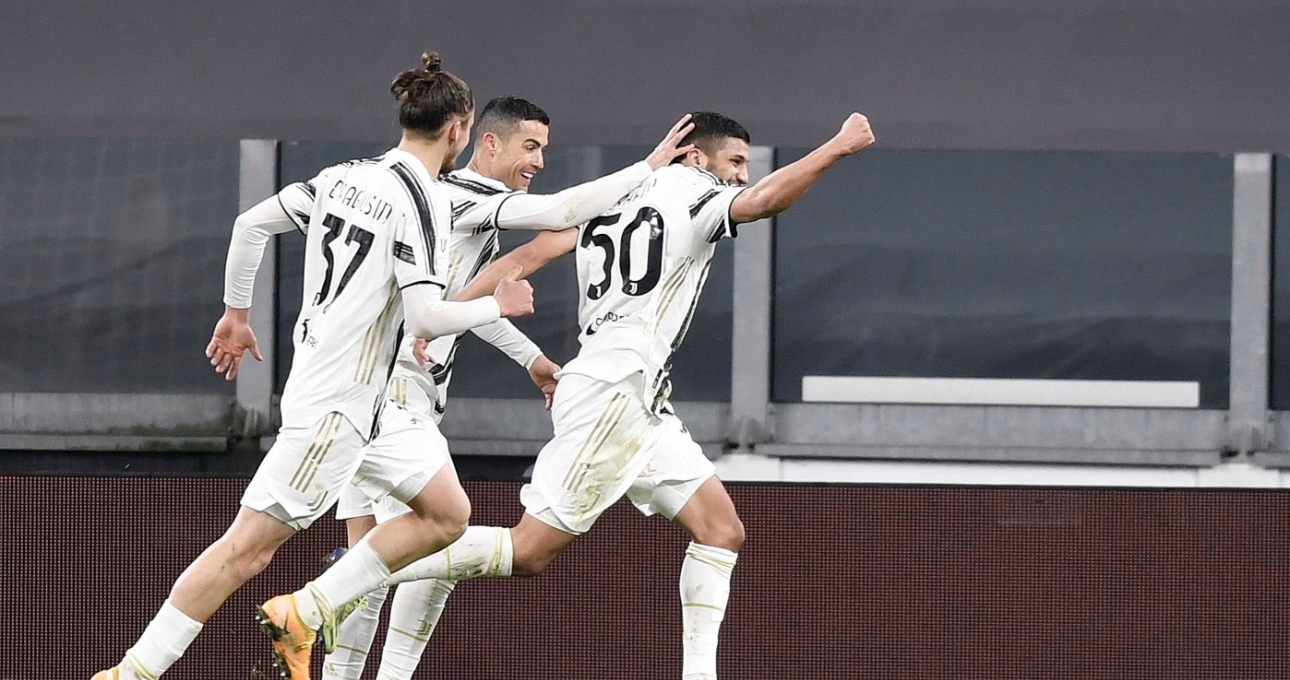 Sao trẻ 21 tuổi giải cứu Juventus trước Genoa