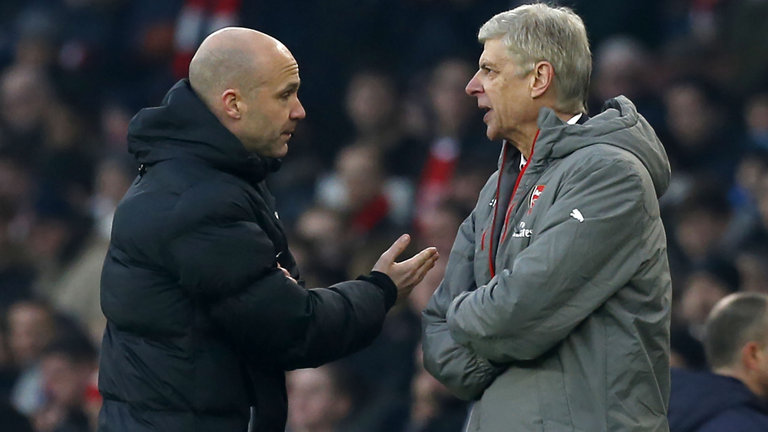 Wenger bị cấm 4 trận, ai sẽ dẫn dắt Arsenal?