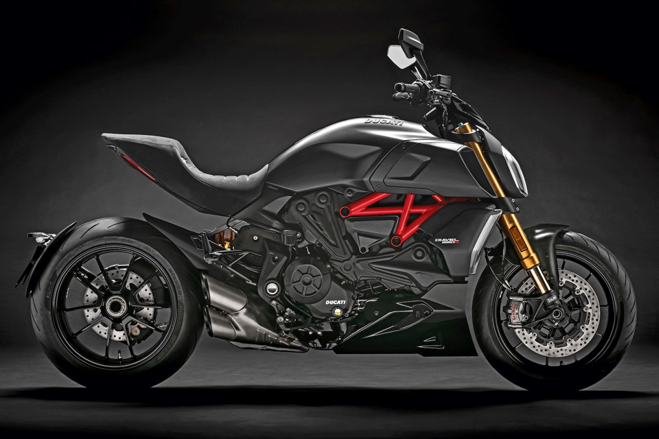 Ducati Diavel 1260 bản nâng cấp ‘cực ngầu’ ra mắt