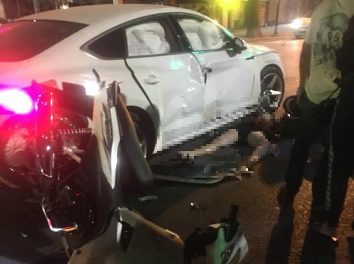 Hai xe đua tông Audi bung túi khí khiến 1 người tử vong