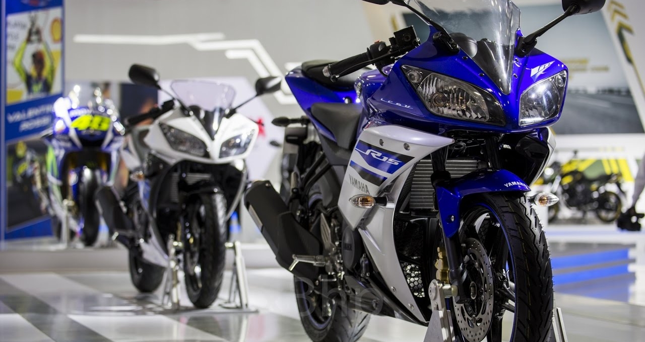 'SỐC': Yamaha R15 giảm giá còn 79 triệu đồng tại Việt Nam