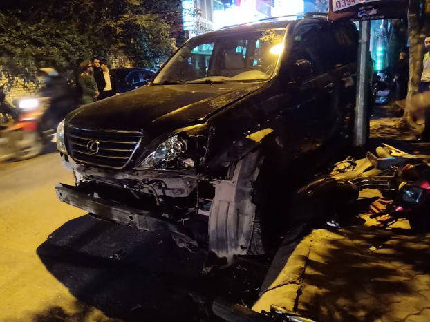 Vụ Lexus gây tai nạn ở Trích Sài: Nữ tài xế quá nồng độ cồn, 6 người bị thương