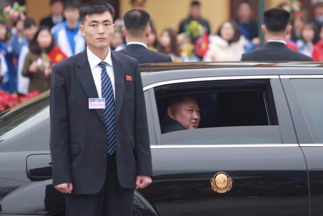 Mercedes Benz S600 bọc thép hộ tống ông Kim Jong Un có gì đặc biệt?